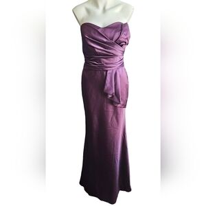 Davids Bridal Plum Strapless Evening Gown Sz 4 Sweetheart Glam